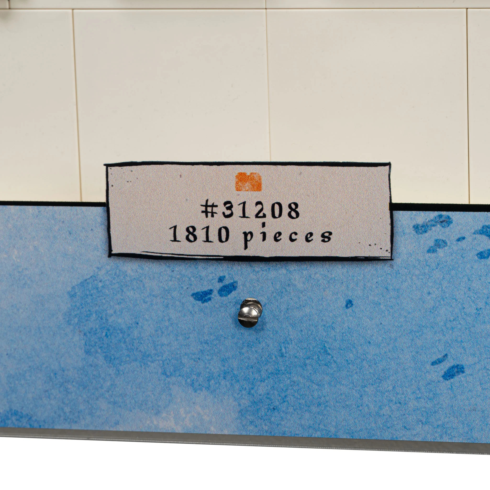 Wall Mounted Display Case for LEGO® Art: Hokusai - The Great Wave (31208) - Image 10