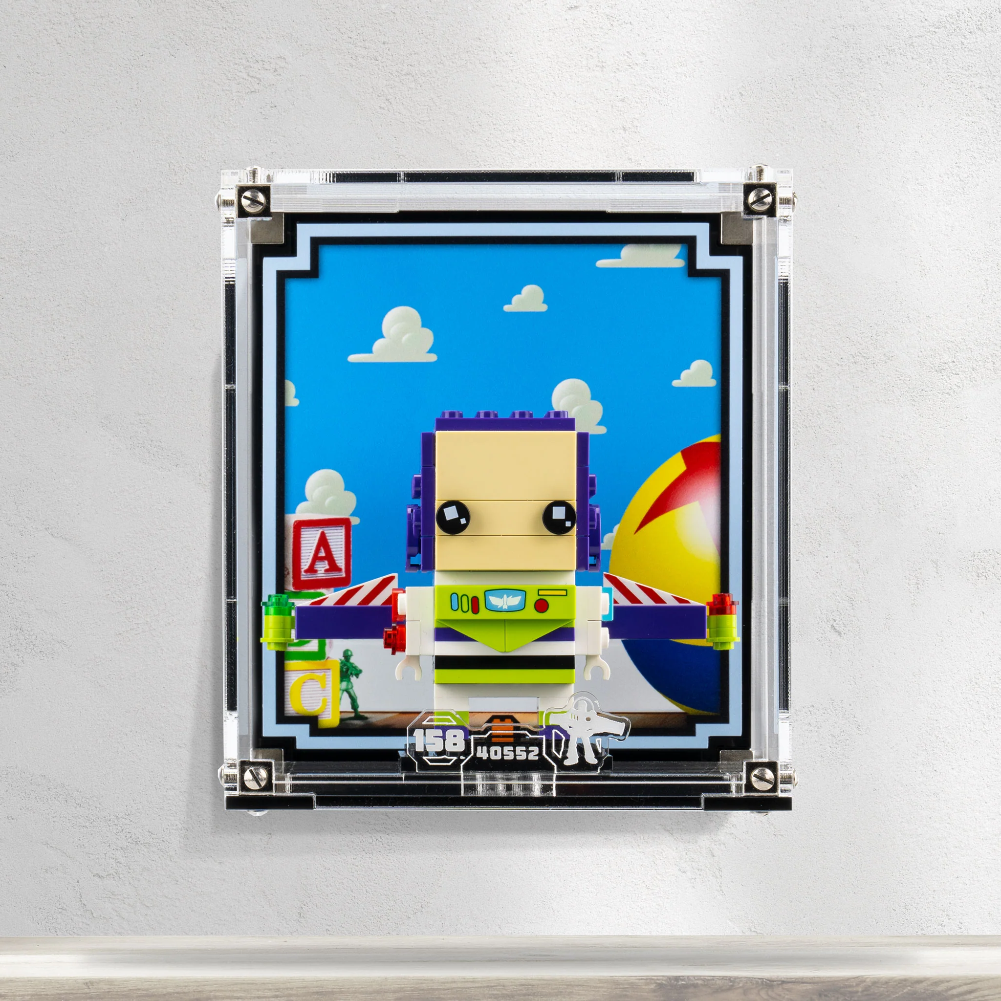 Wall Mounted Display Case for LEGO® Brickheadz Buzz Lightyear (40552) - Image 2