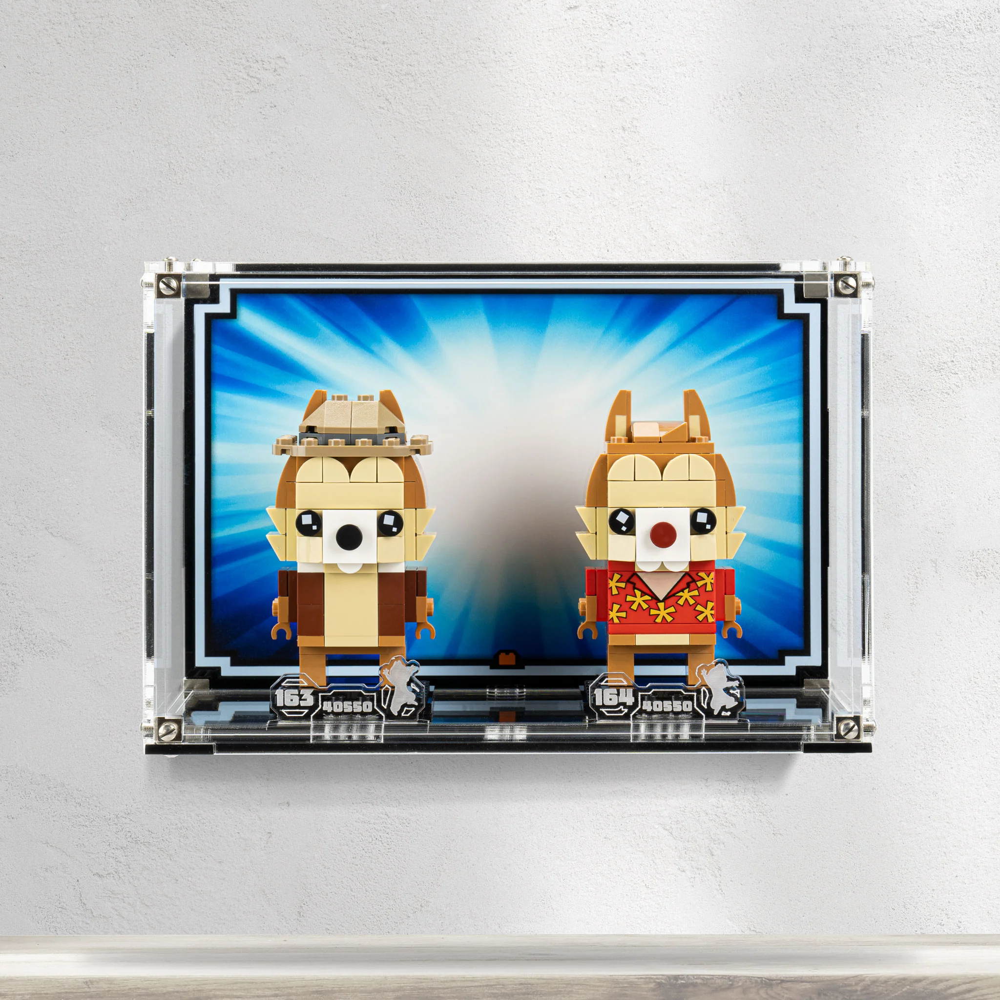 Wall Mounted Display Case for LEGO® Brickheadz Chip & Dale (40550) - Image 2