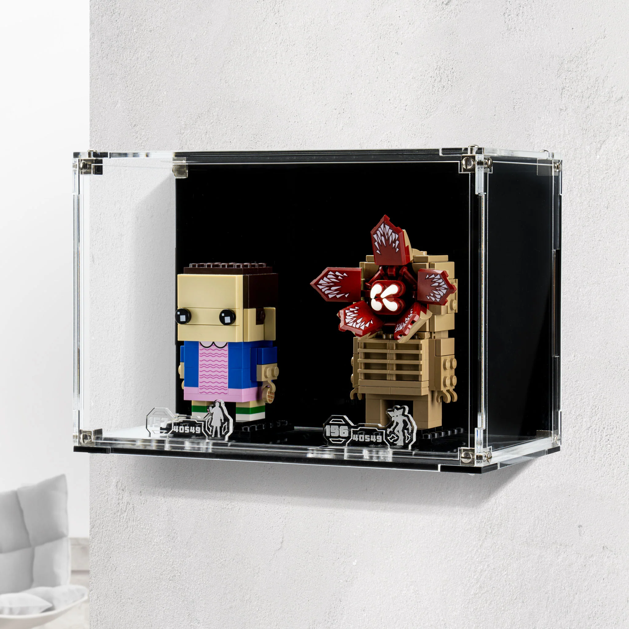 Wall Mounted Display Case for LEGO® Brickheadz Demogorgan & Eleven (40549) - Image 4