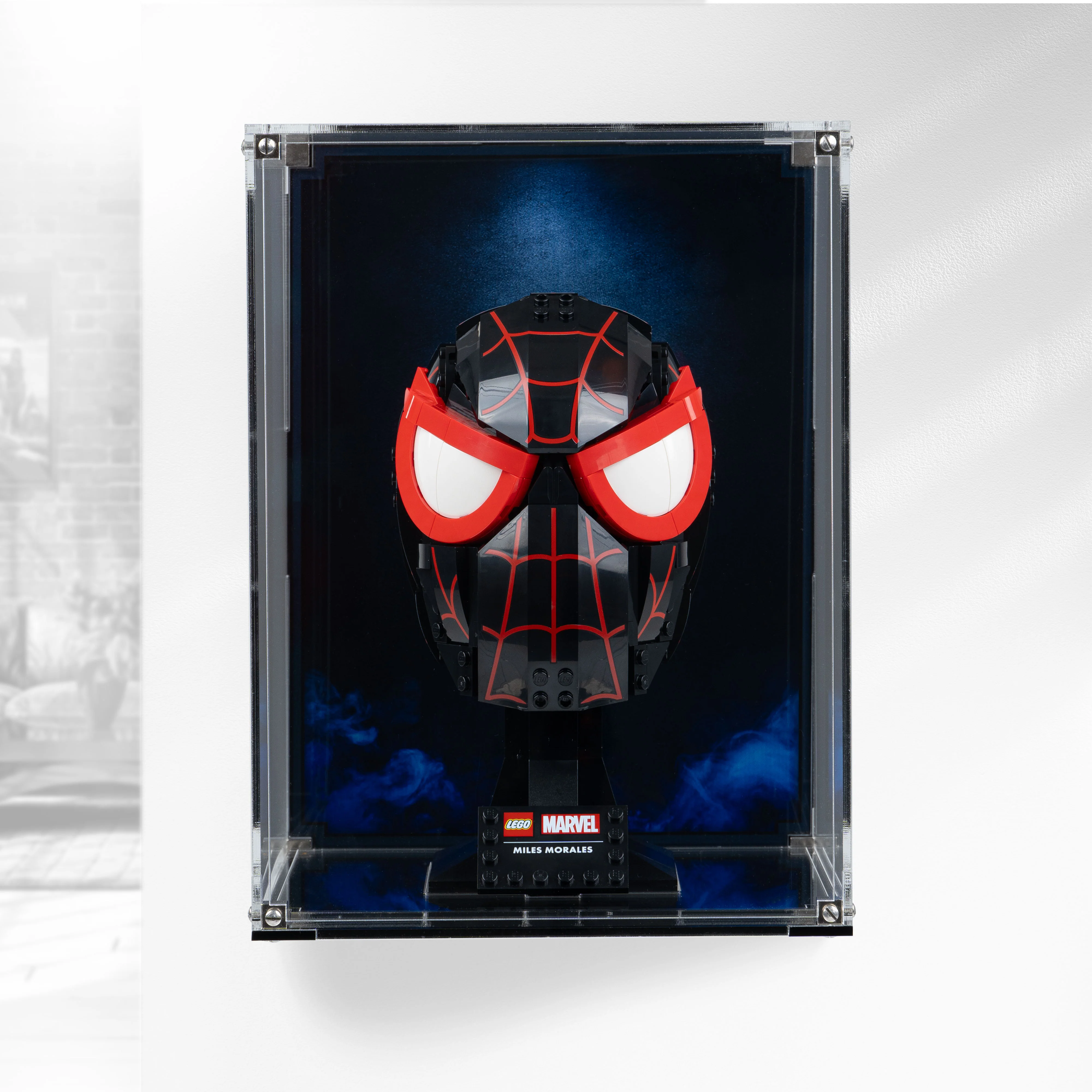 Wall Mounted Display Case for LEGO® Marvel: Miles Morales’ Mask (76329) - Image 3