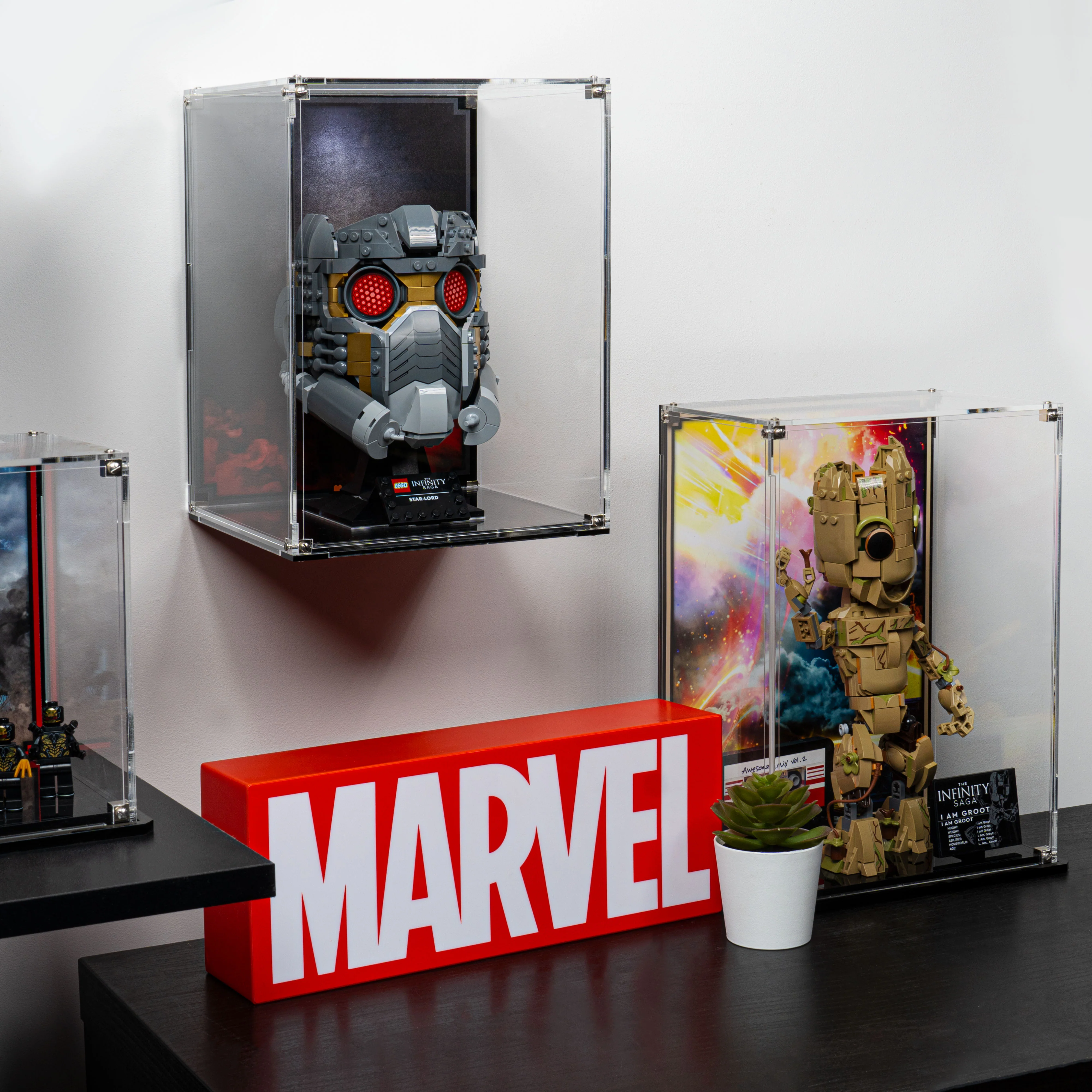 Wall Mounted Display Case for LEGO® Marvel Star-Lord's Helmet (76251) - Image 16