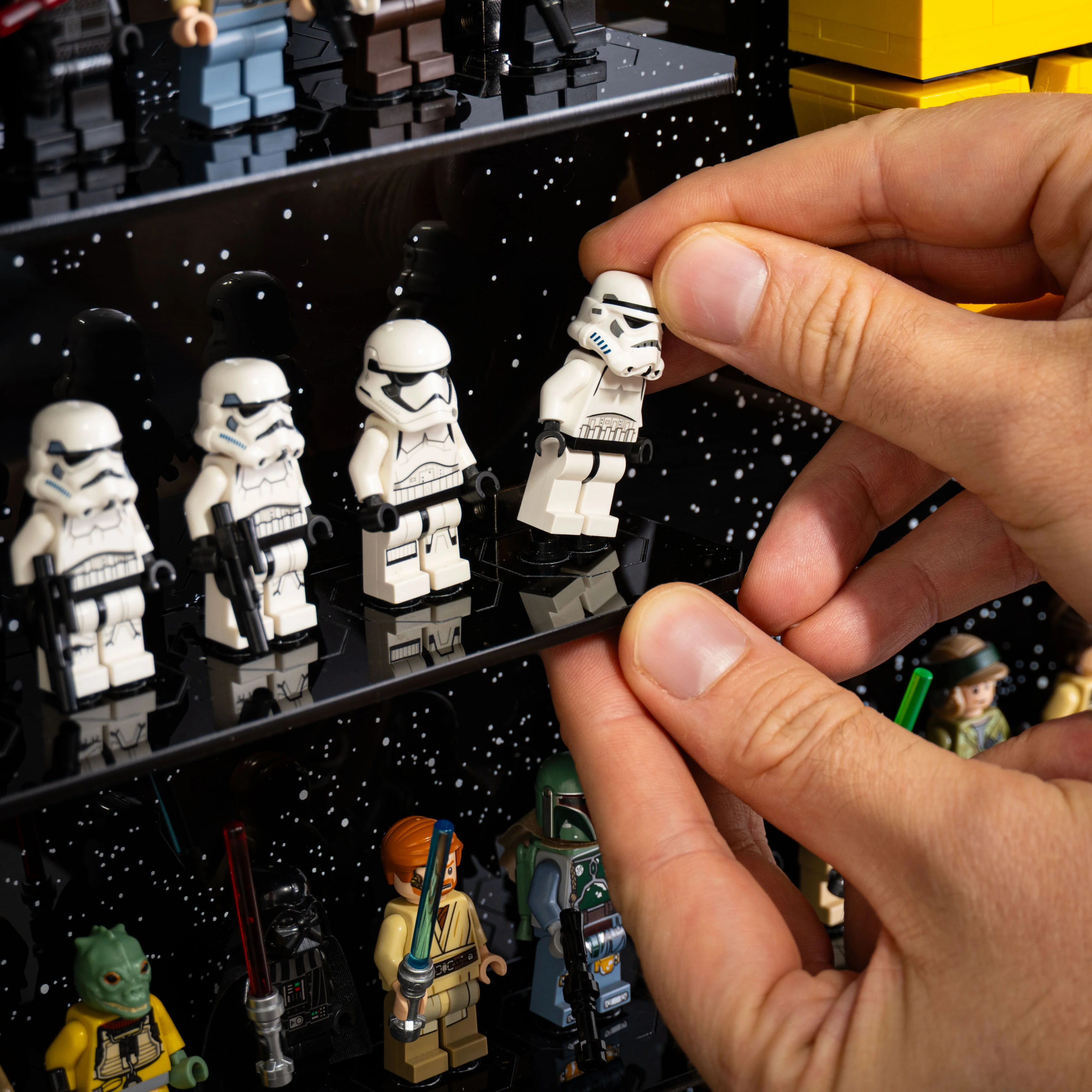 Wall Mounted Display Case for LEGO® Star Wars: Brick-Built Star Wars Logo & 124 Minifigures (75407) - Image 12