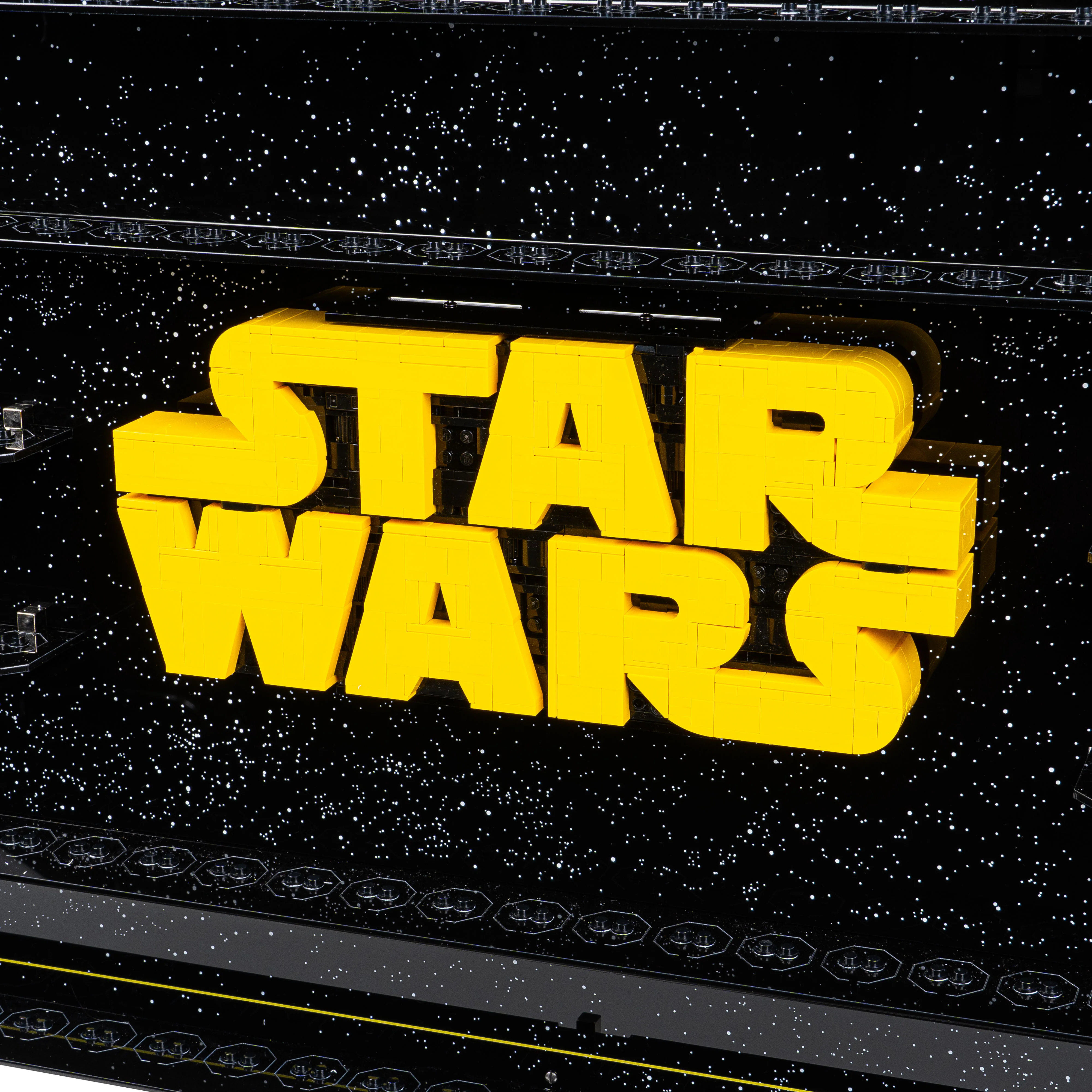 Wall Mounted Display Case for LEGO® Star Wars: Brick-Built Star Wars Logo & 124 Minifigures (75407) - Image 6