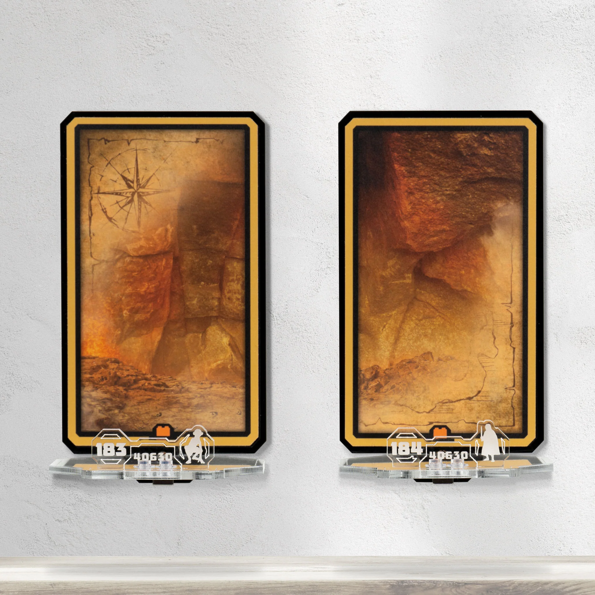 Wall mounted Display for LEGO® Brickheadz: Frodo™ & Gollum™ (40630) - Image 3