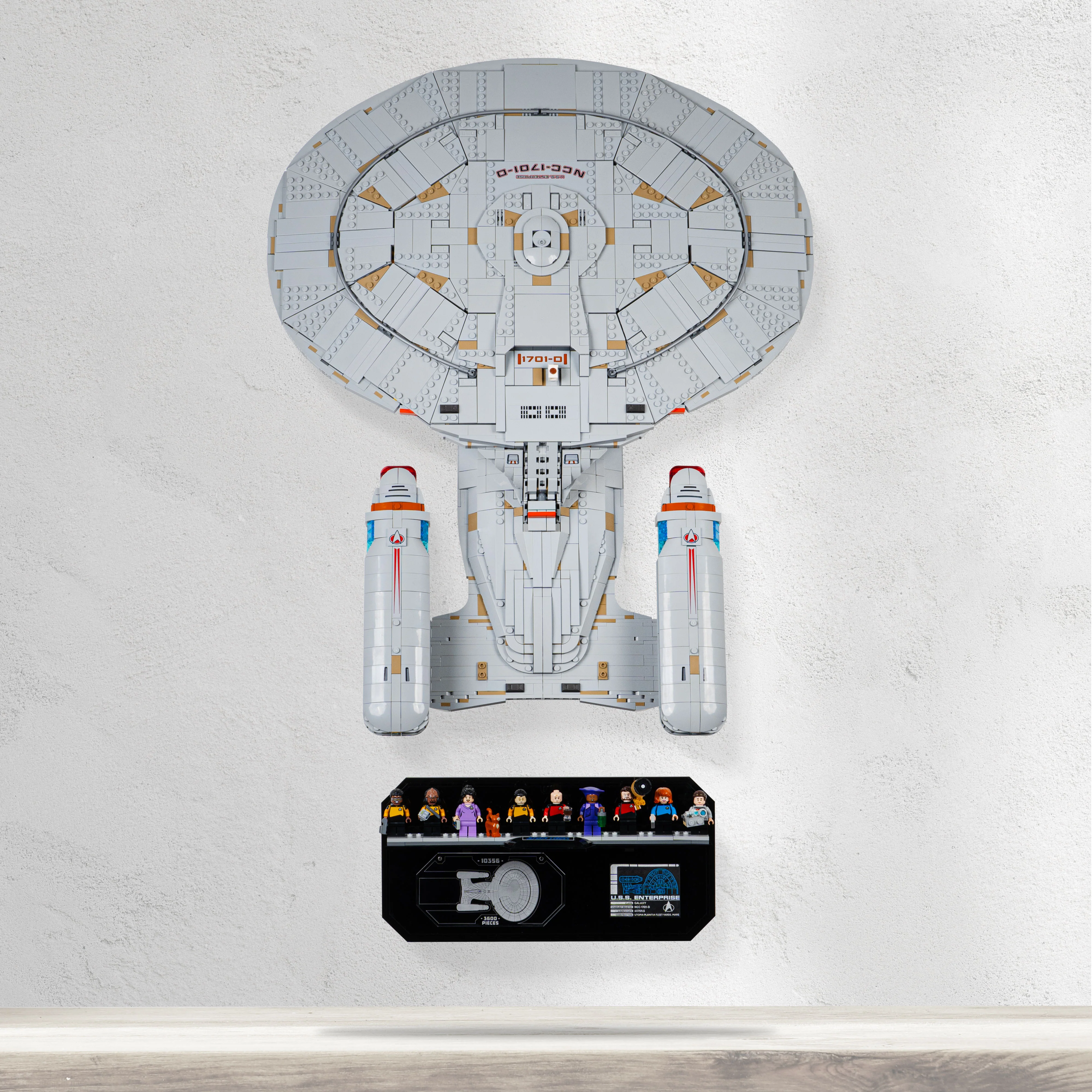 Wall Mounted Display for LEGO® Star Trek: U.S.S. Enterprise NCC-1701-D™ (10356) - Image 5