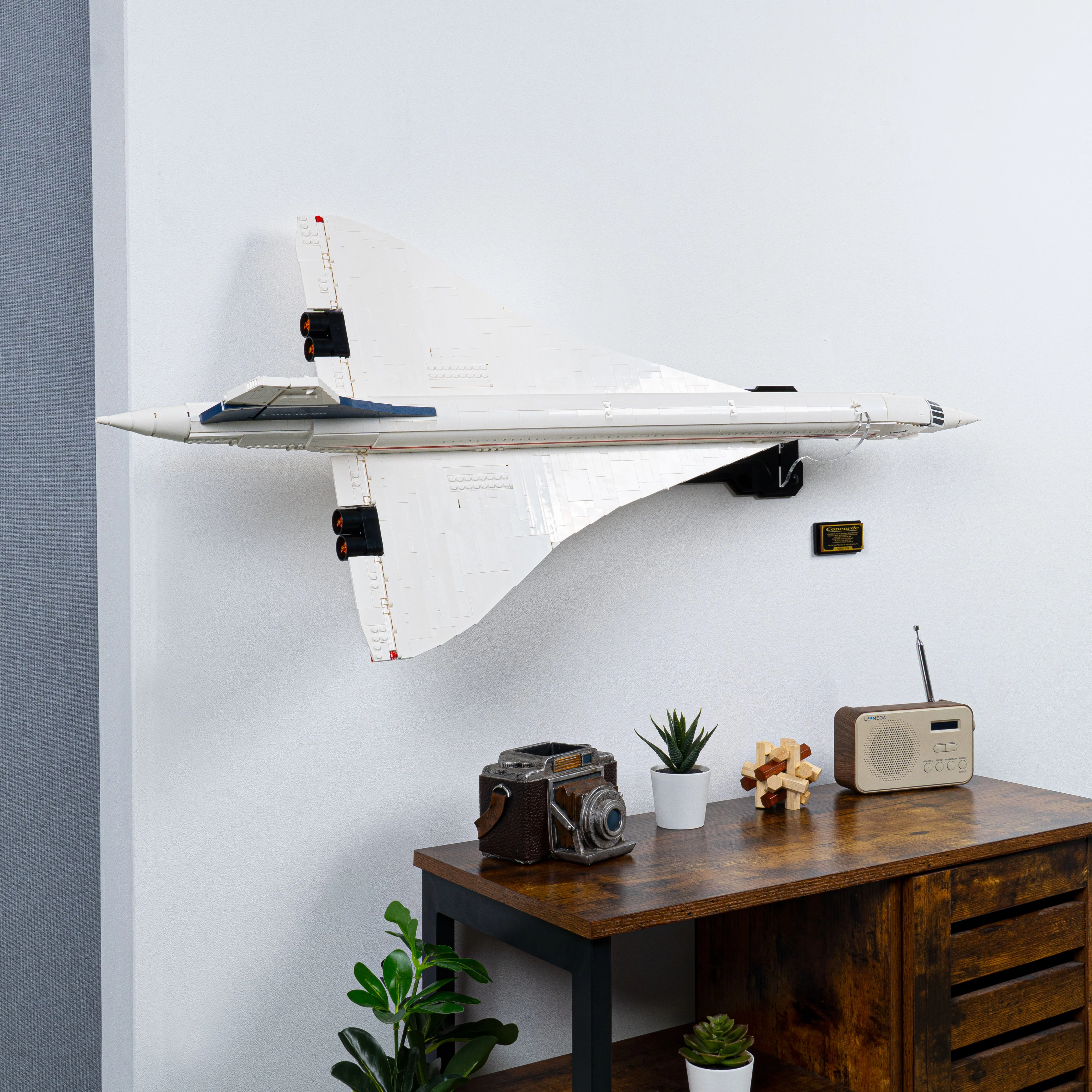 Wall mounted Display Stand for LEGO® Icons: Concorde (10318) - Image 7