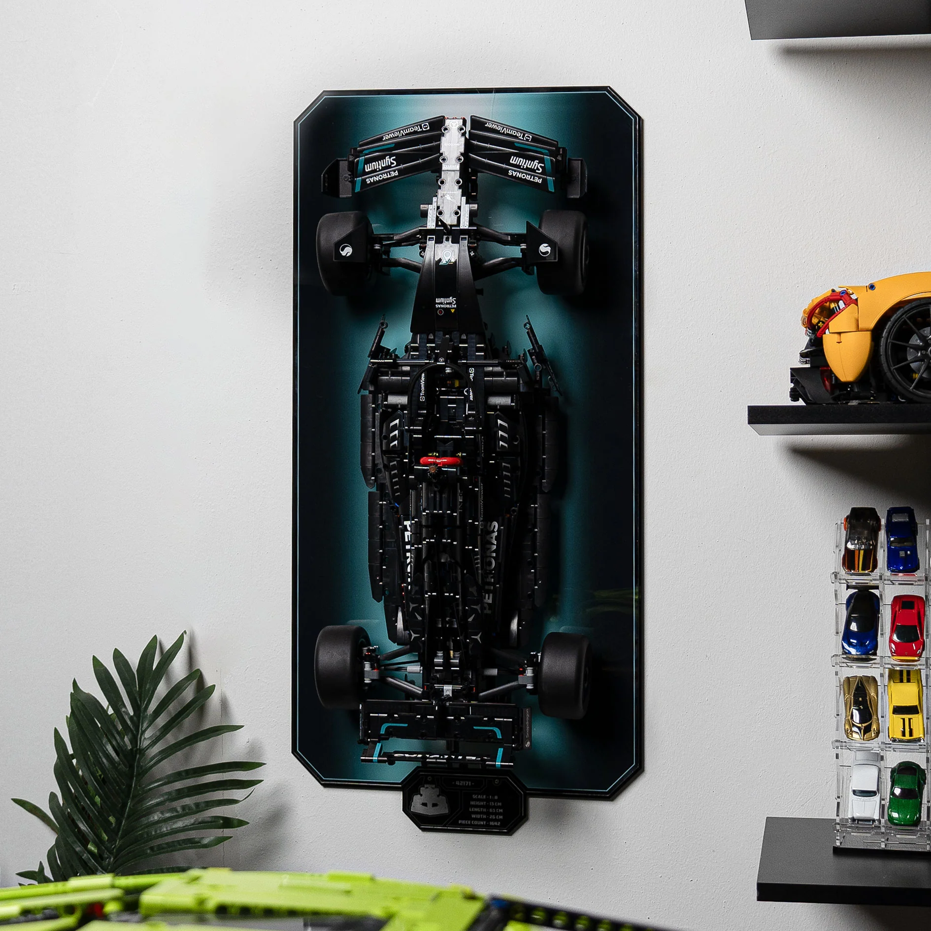 Wall Mounted Display Stand for LEGO® Technic™ Mercedes-AMG F1 W14 E (42171) - Image 8