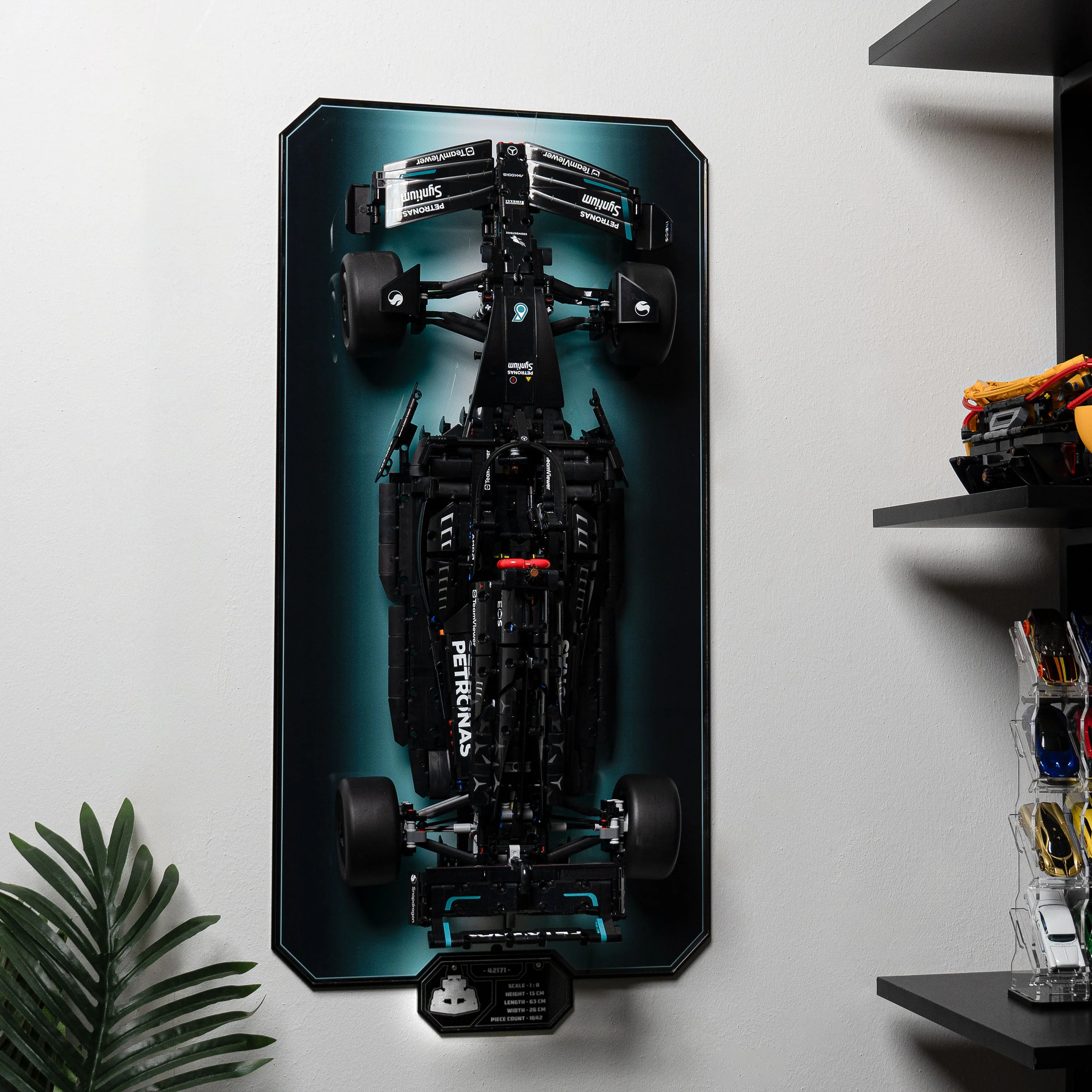 Wall Mounted Display Stand for LEGO® Technic™ Mercedes-AMG F1 W14 E (42171) - Image 9